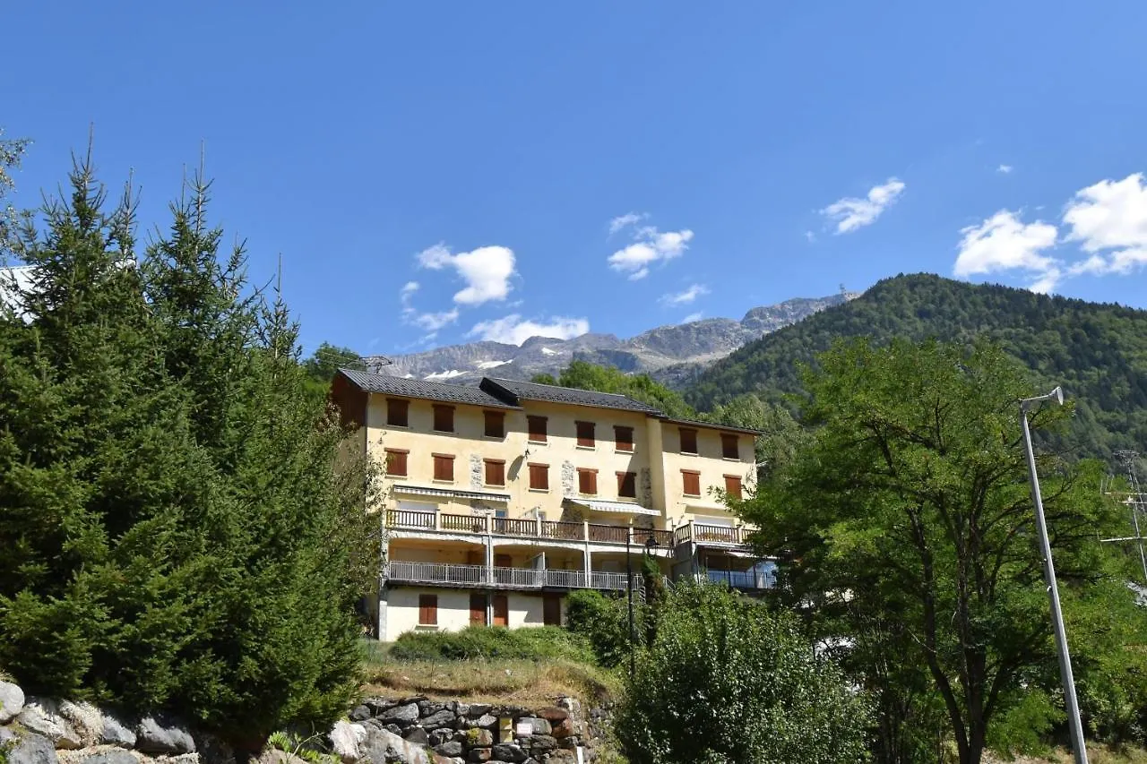 Vaujanylocations - Roches Grandes 49 Villa